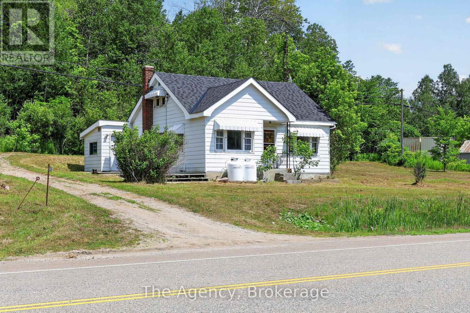 11401 Highway 12 Property Photo 26