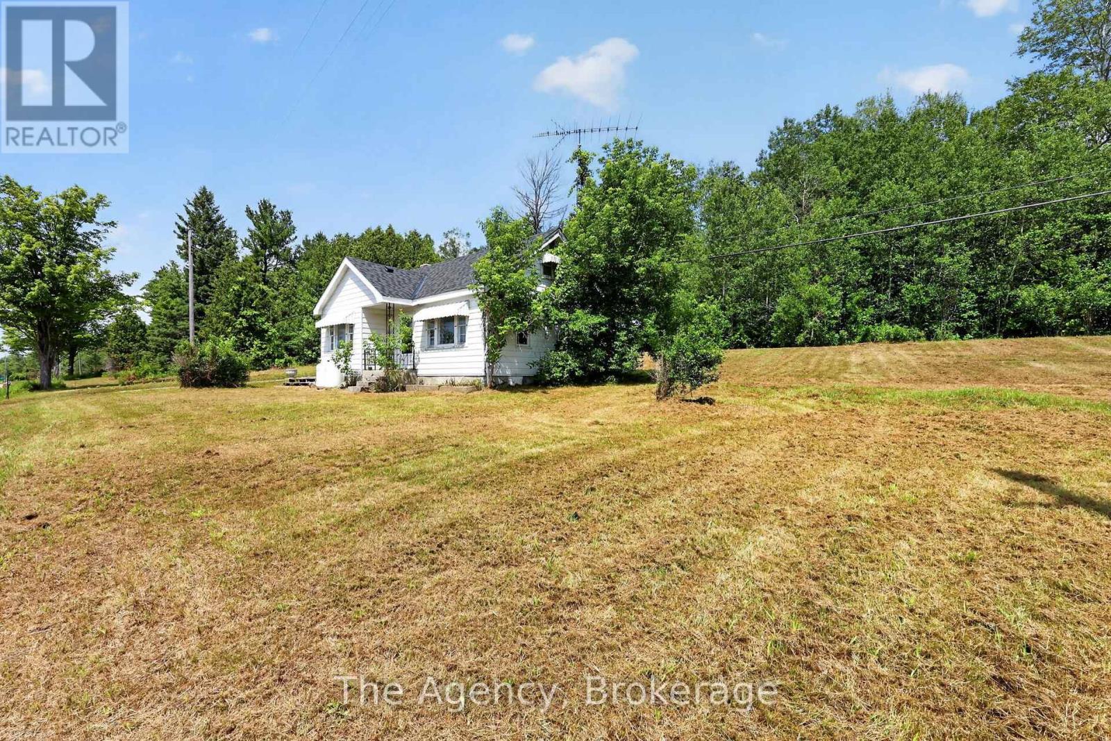 11401 Highway 12 Property Photo 33
