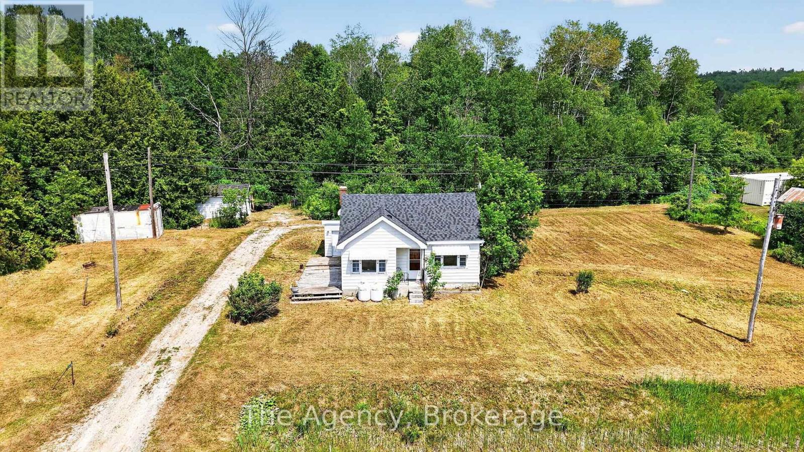 11401 Highway 12 Property Photo 38