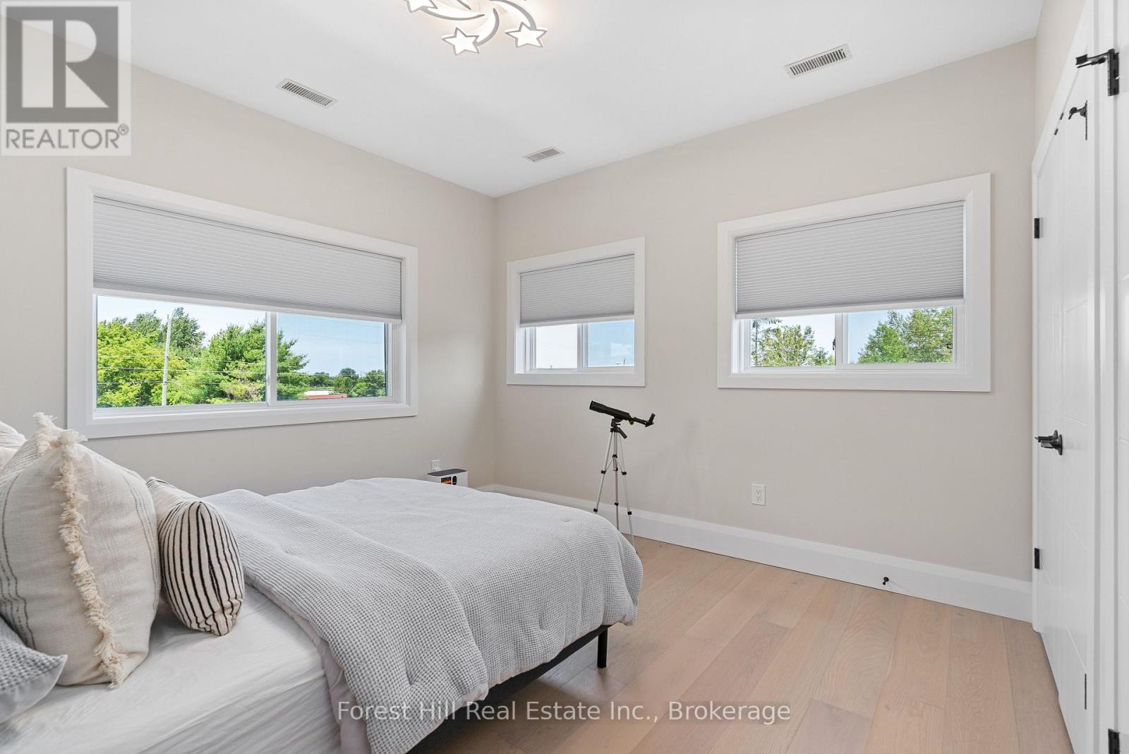 846 Sixth Street Property Photo 26