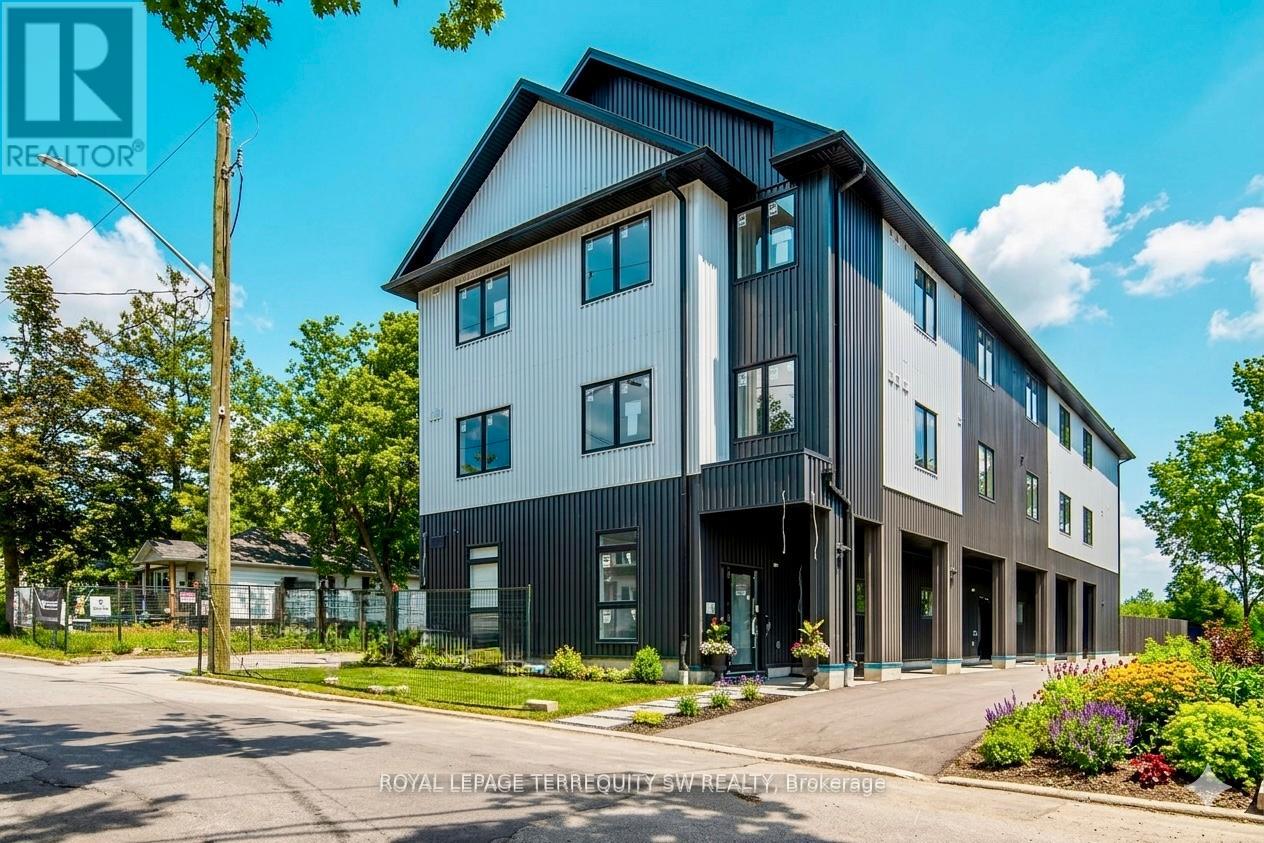 204 - 145 CLAPPERTON STREET Property Photo 1