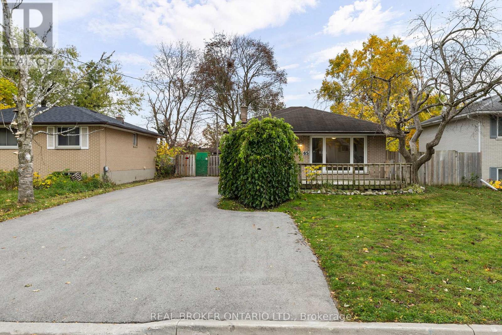 65 Ottaway Avenue Property Photo 3