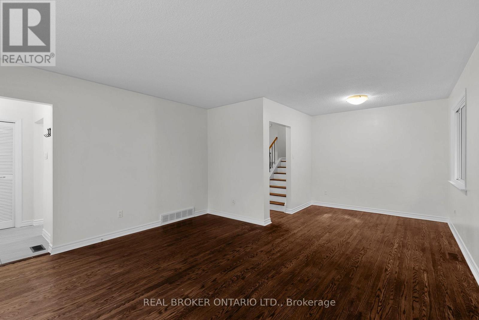 65 Ottaway Avenue Property Photo 7