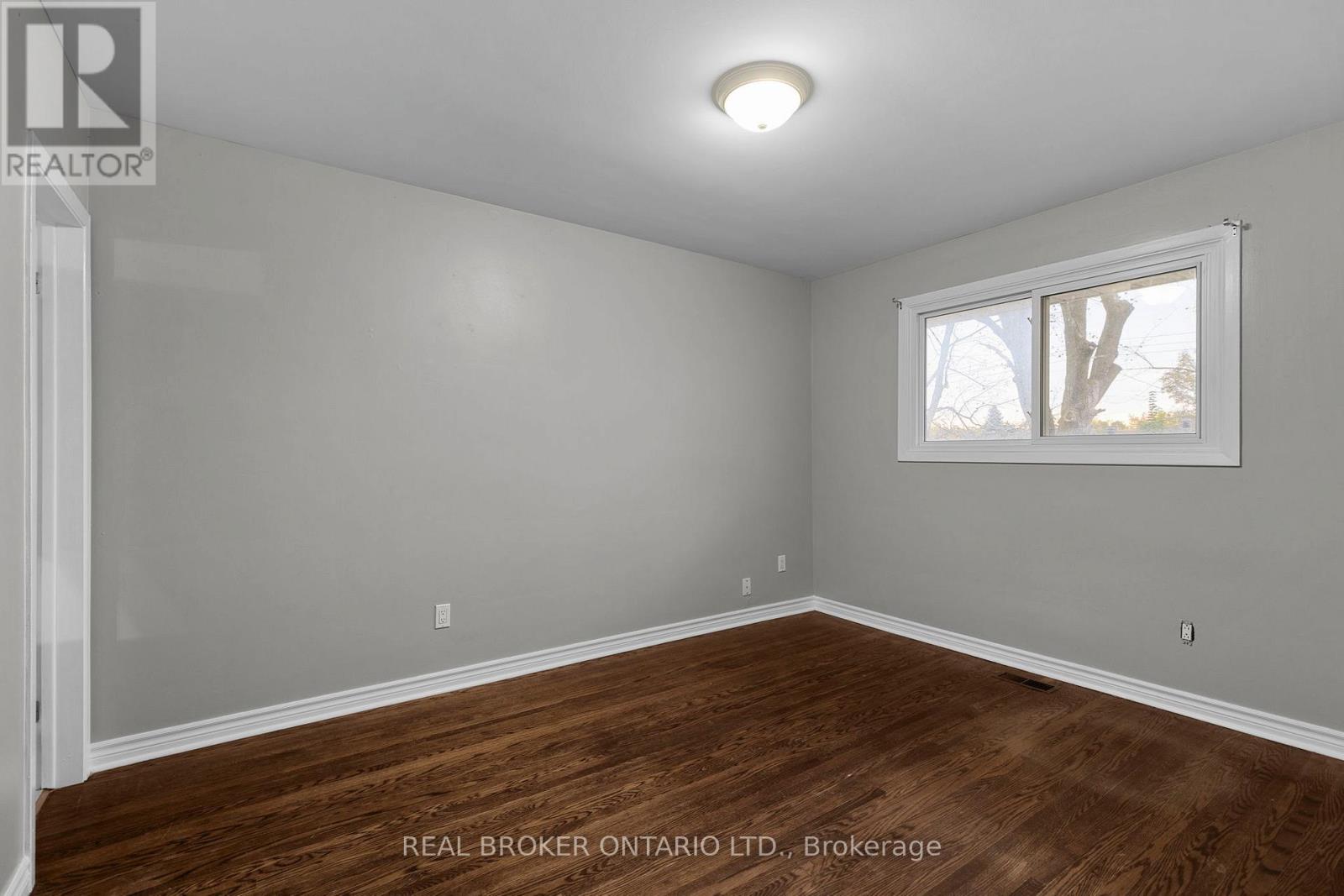 65 Ottaway Avenue Property Photo 14