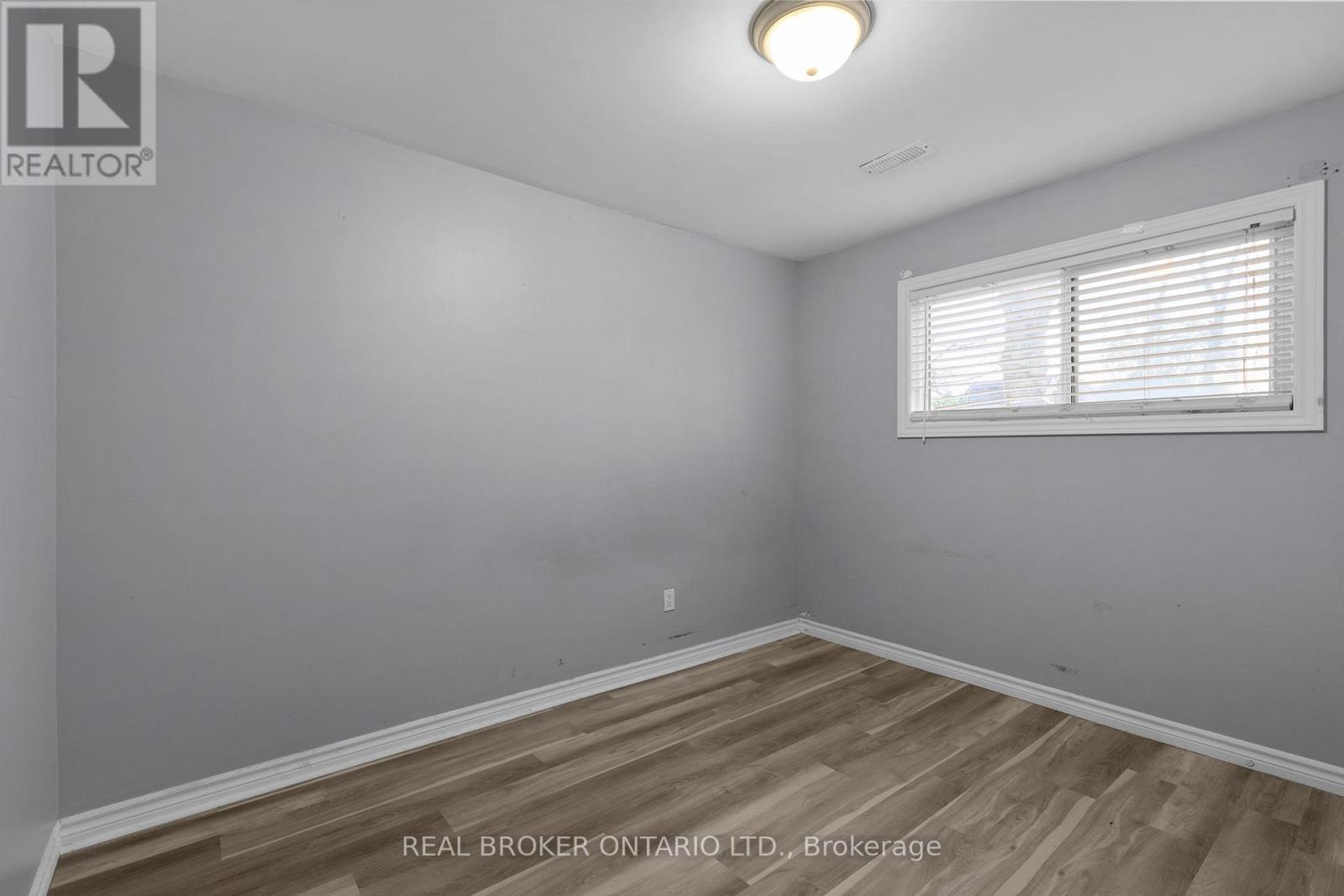 65 Ottaway Avenue Property Photo 22
