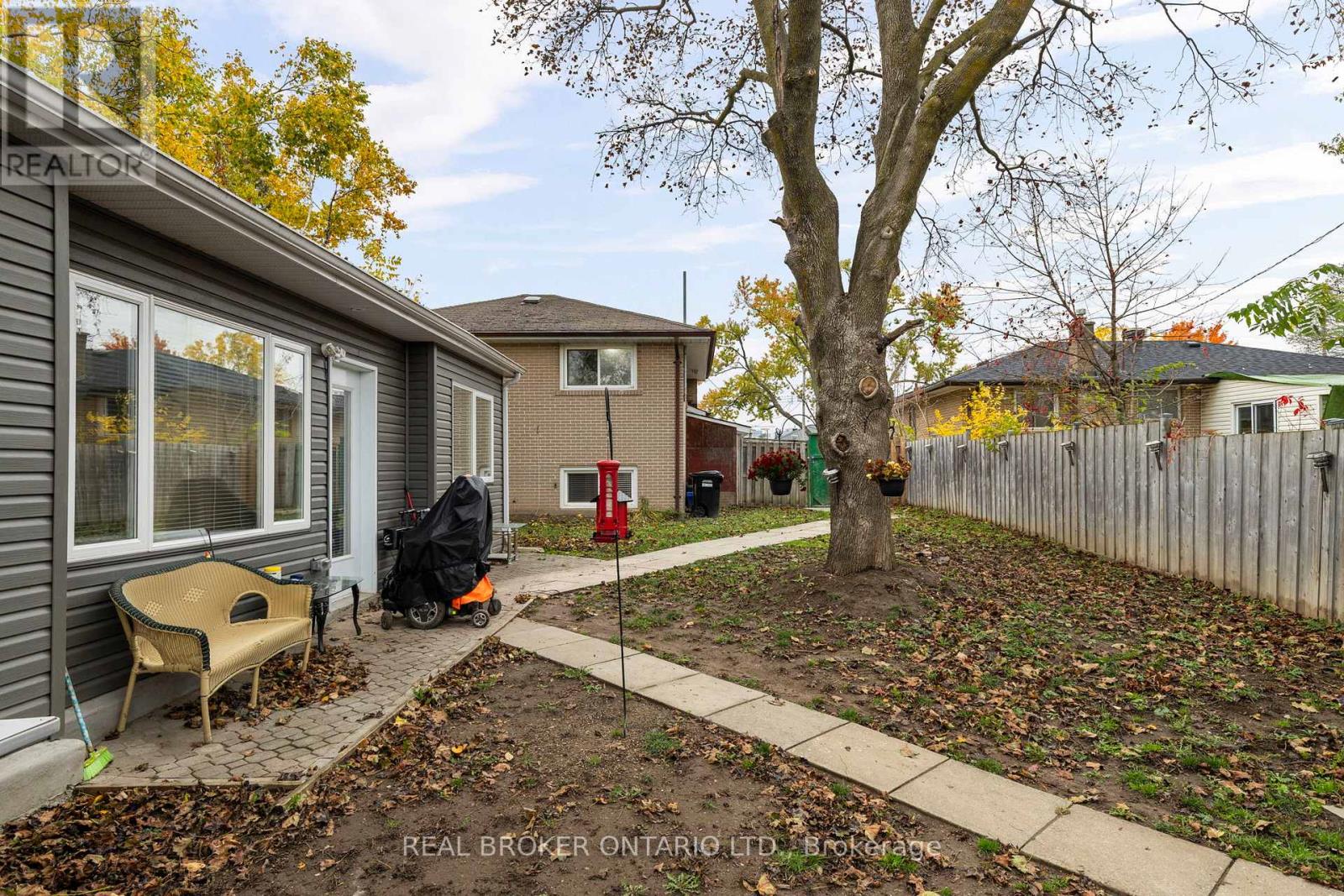 65 Ottaway Avenue Property Photo 33