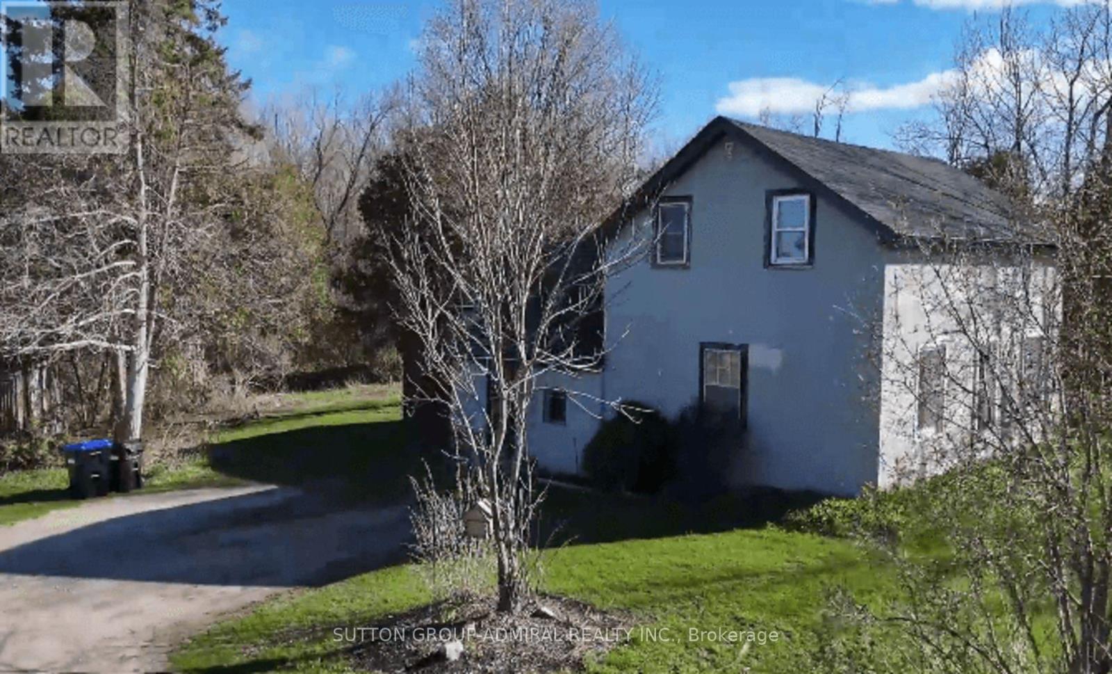 1662 Penley Road Property Photo 3