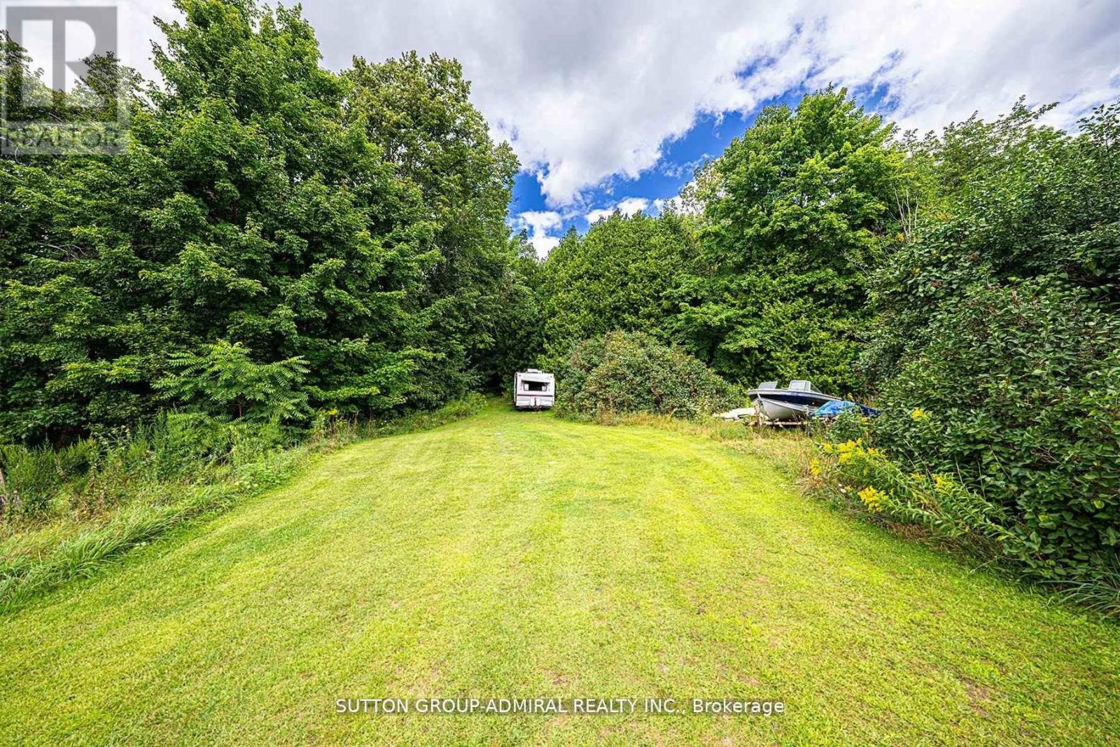 1662 Penley Road Property Photo 9