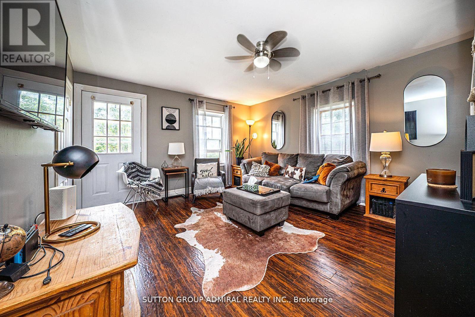 1662 Penley Road Property Photo 18