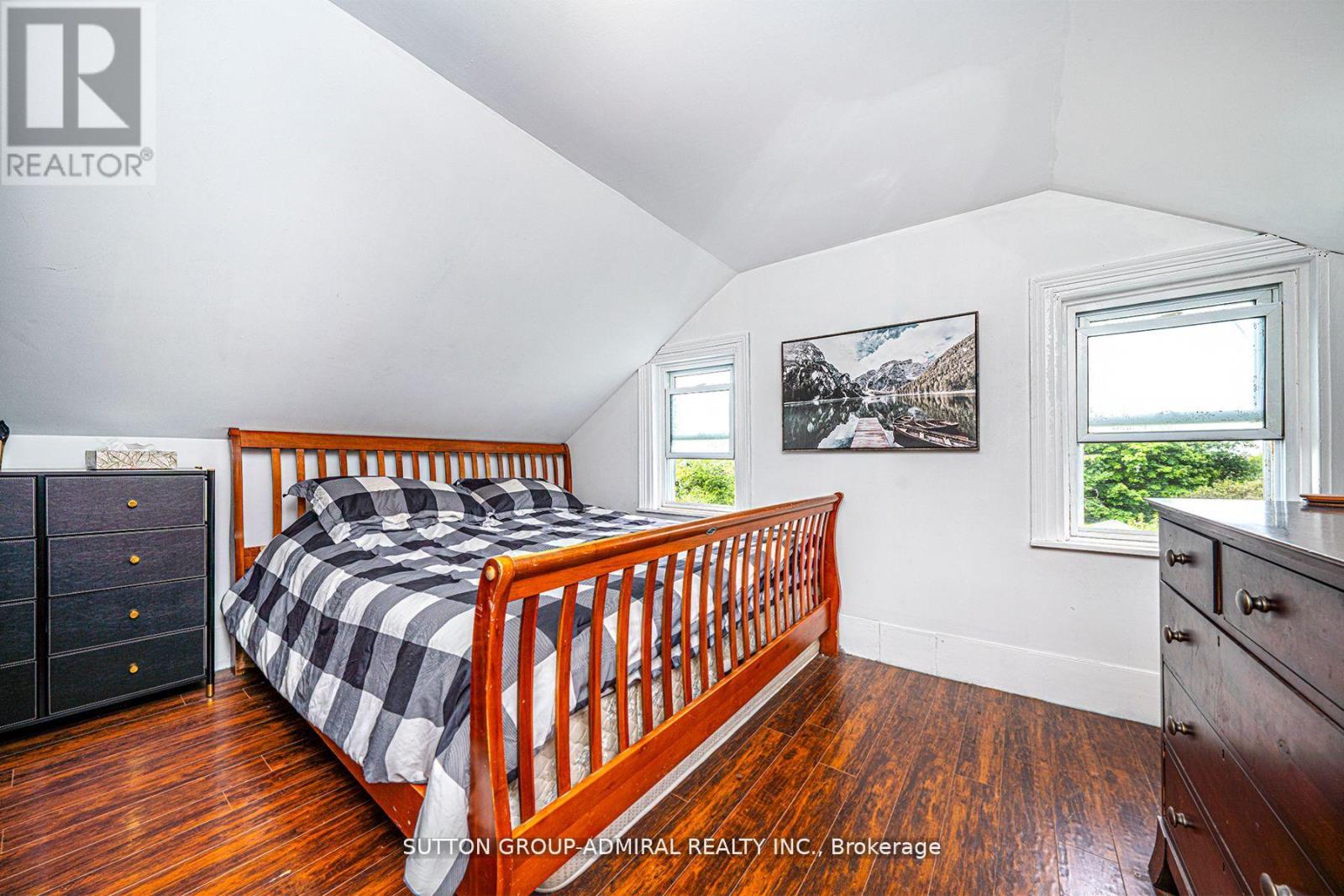 1662 Penley Road Property Photo 25