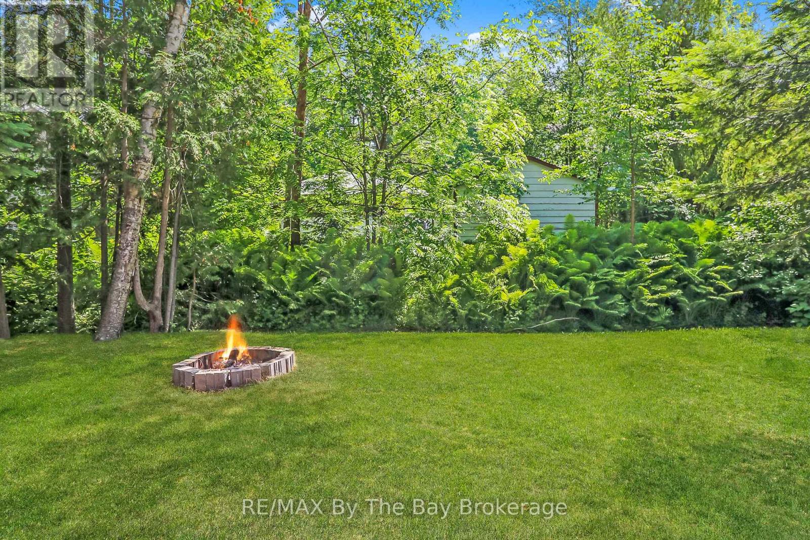 35 48th Street N Property Photo 16