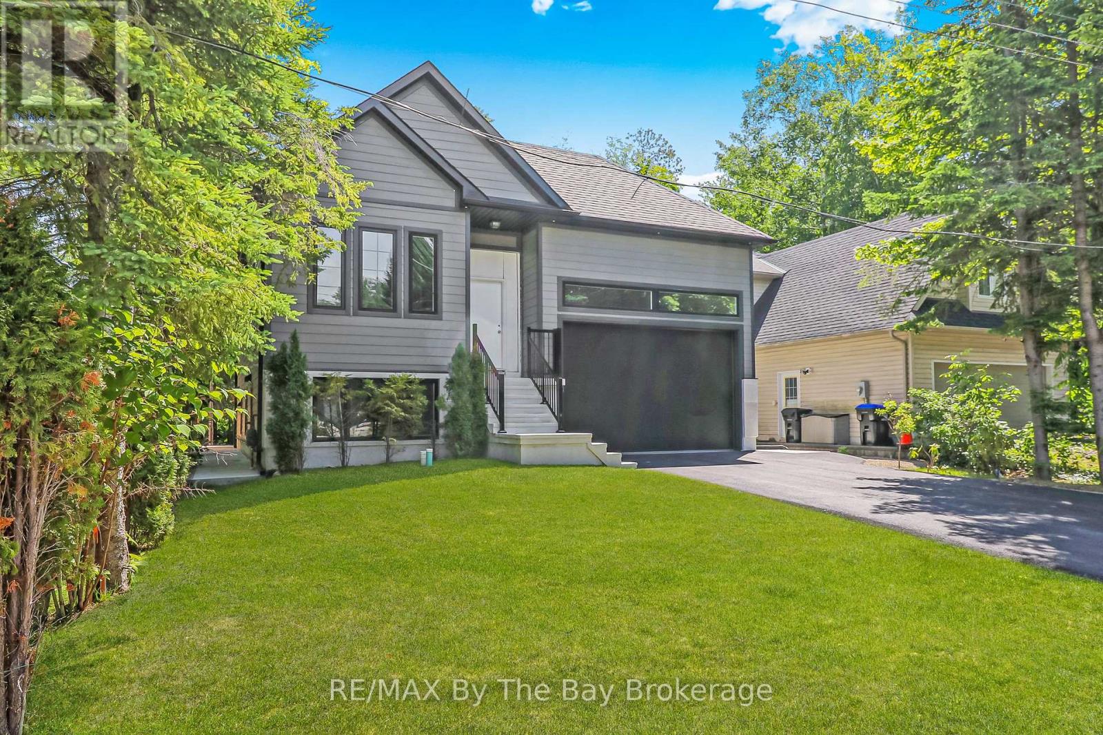 35 48th Street N Property Photo 19