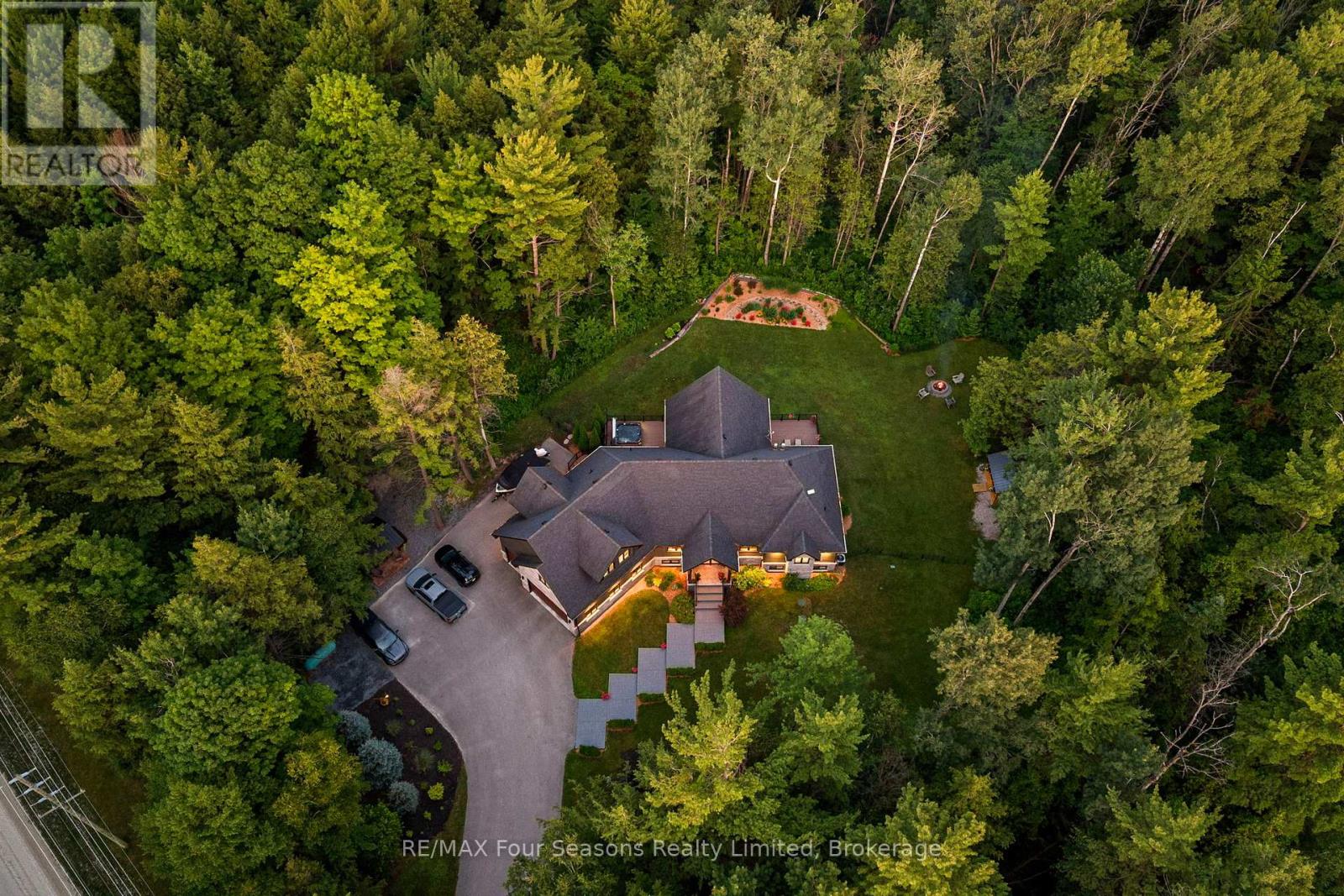 6155 27/28 Nottawasaga Side Road Property Photo 4