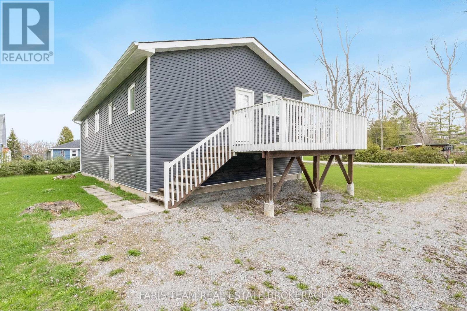 3554 John Street Property Photo 1