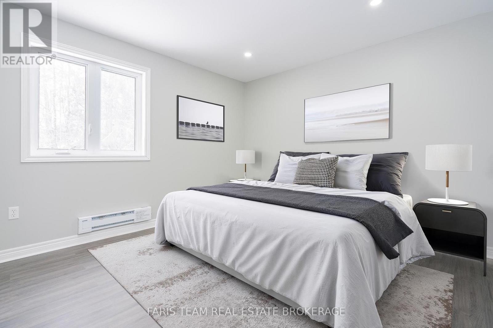 3554 John Street Property Photo 15