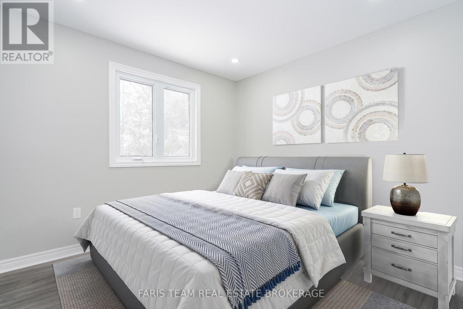 3554 John Street Property Photo 21