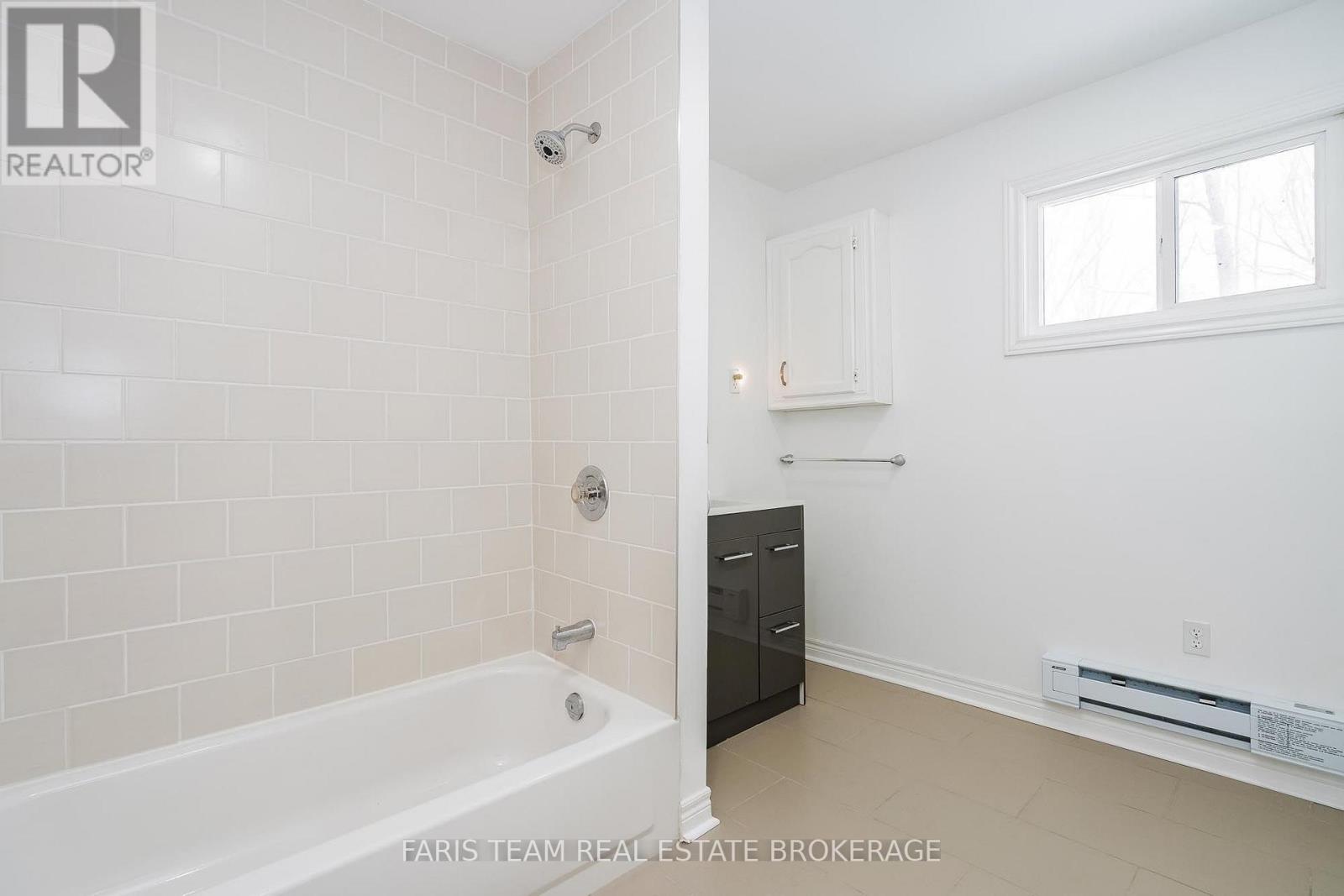 3554 John Street Property Photo 23