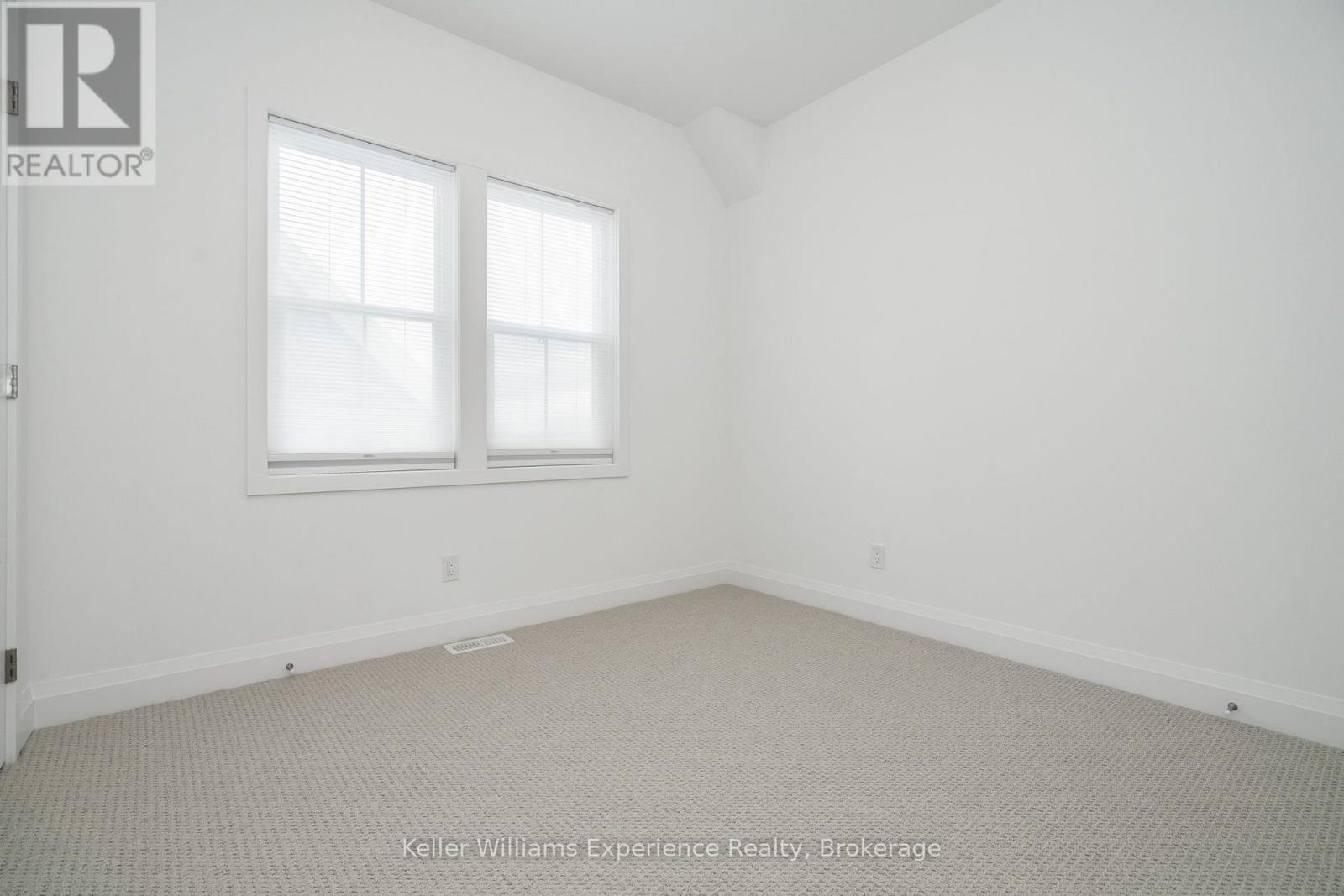 24 Danielle Crescent Property Photo 15