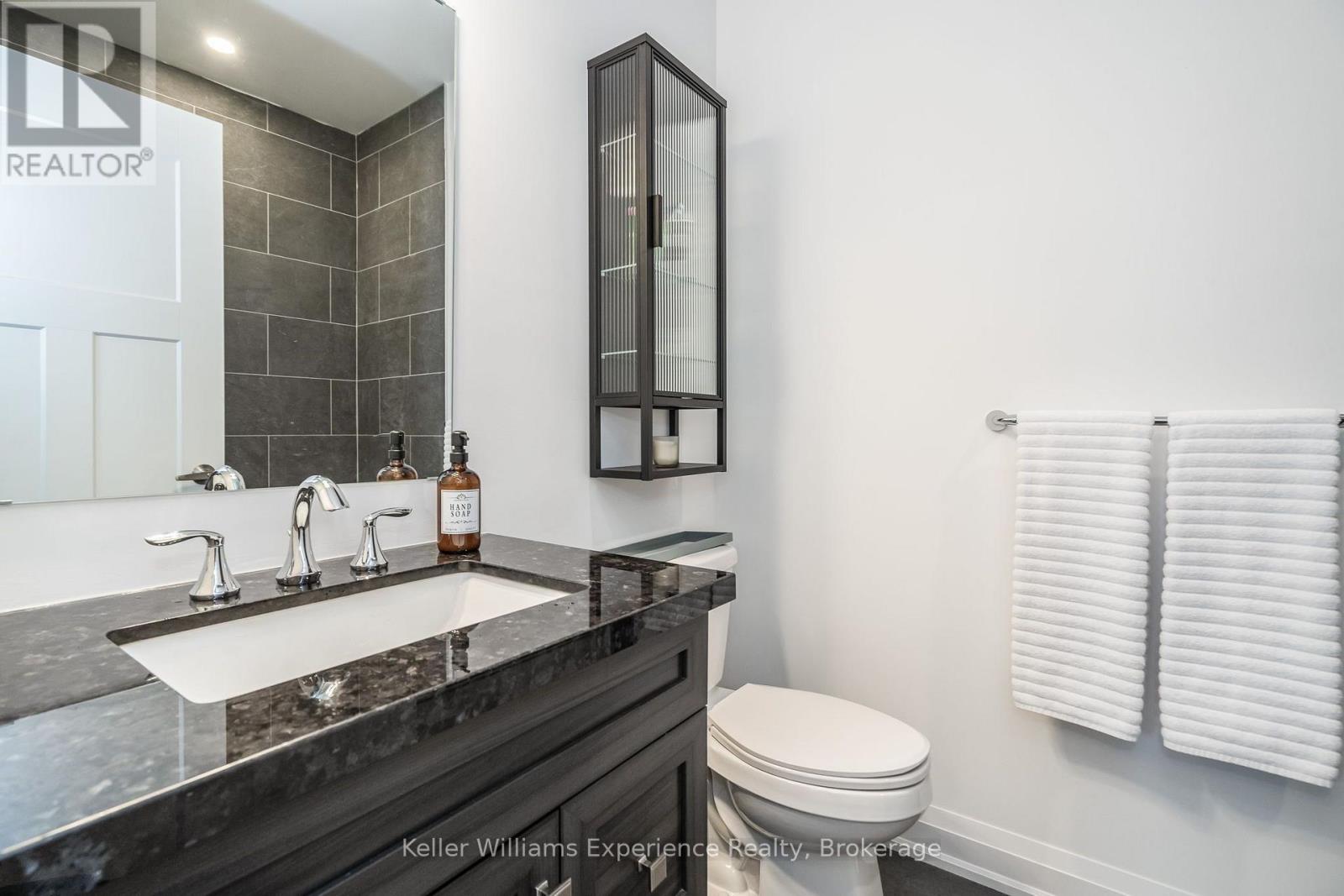 24 Danielle Crescent Property Photo 17