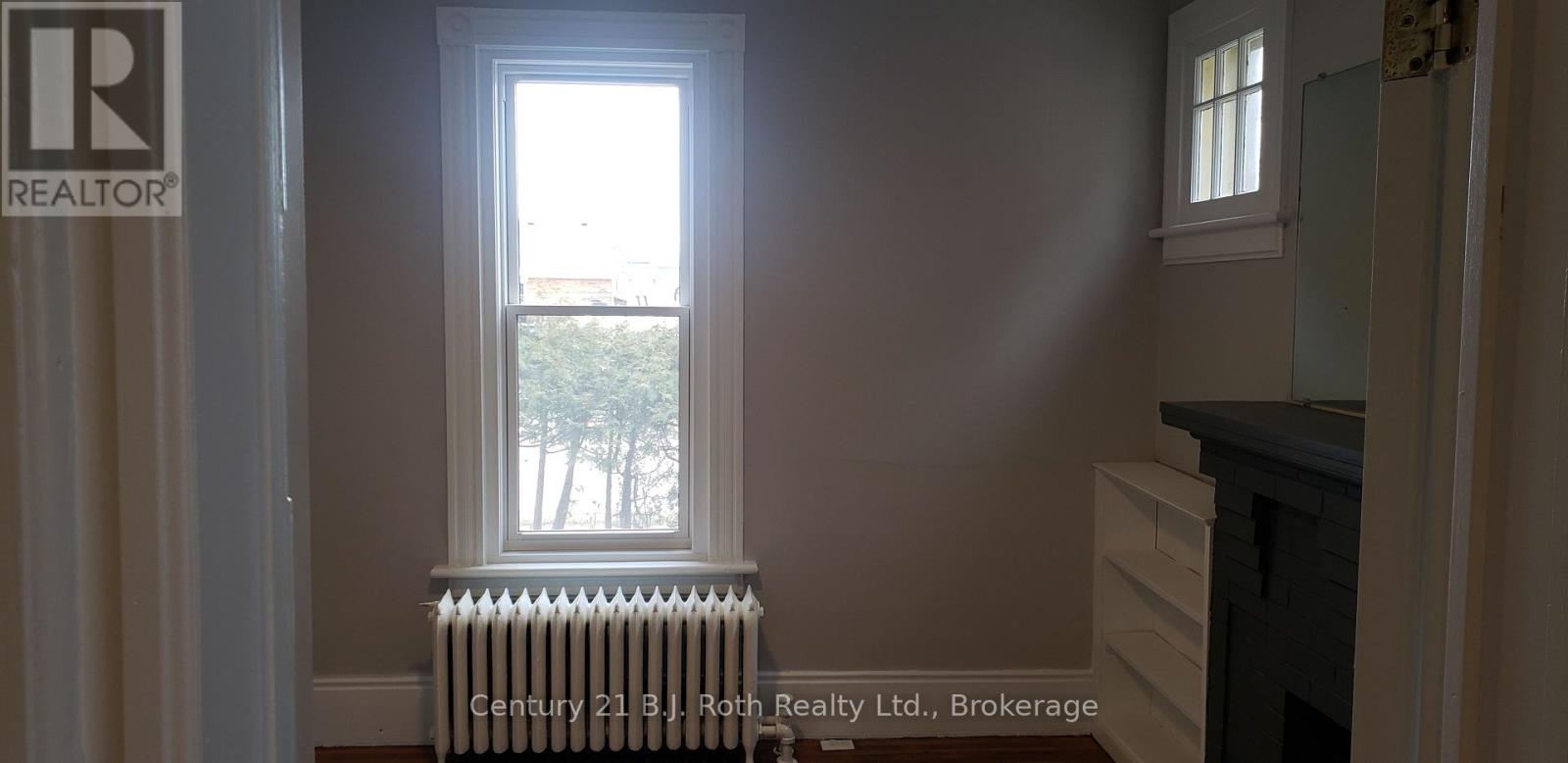84 Mississaga Street W Property Photo 19