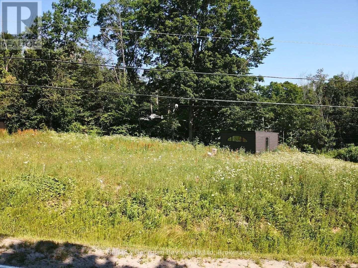 440 David Avenue Property Photo 3