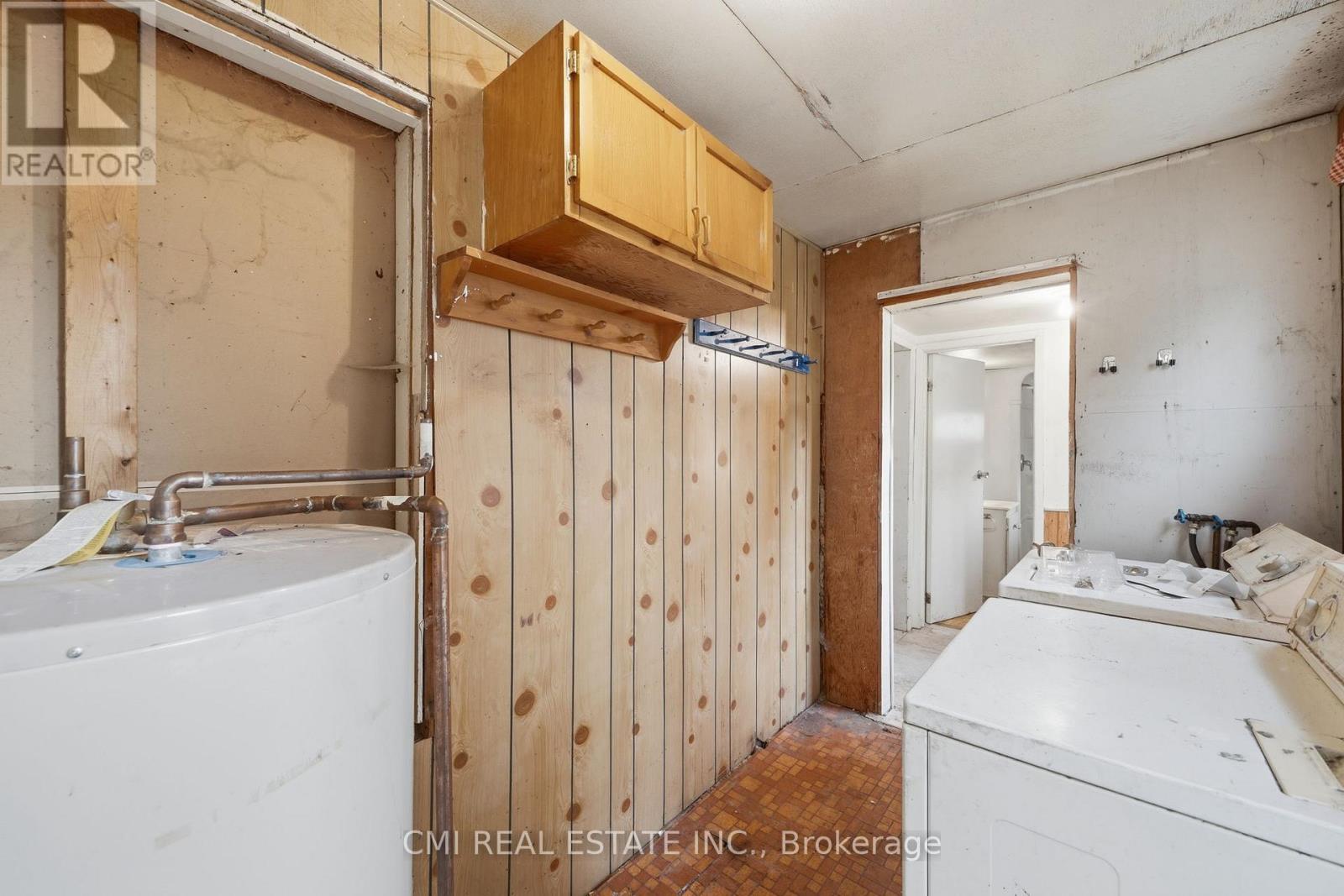 117 Fox Street Property Photo 33
