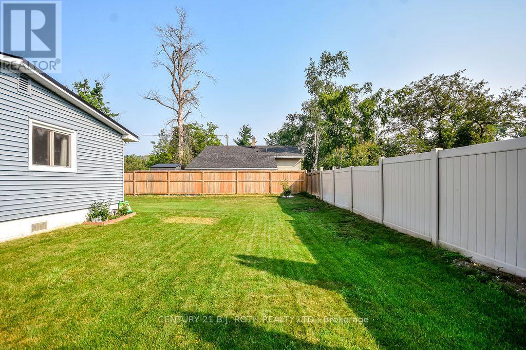 412 Couchiching Point Road Property Photo 26