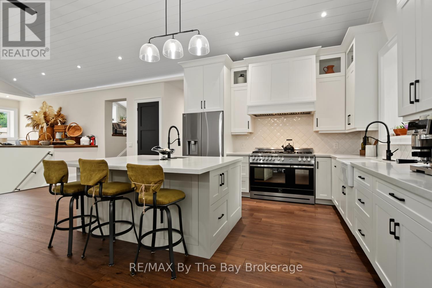 208 Thomas Street Property Photo 18
