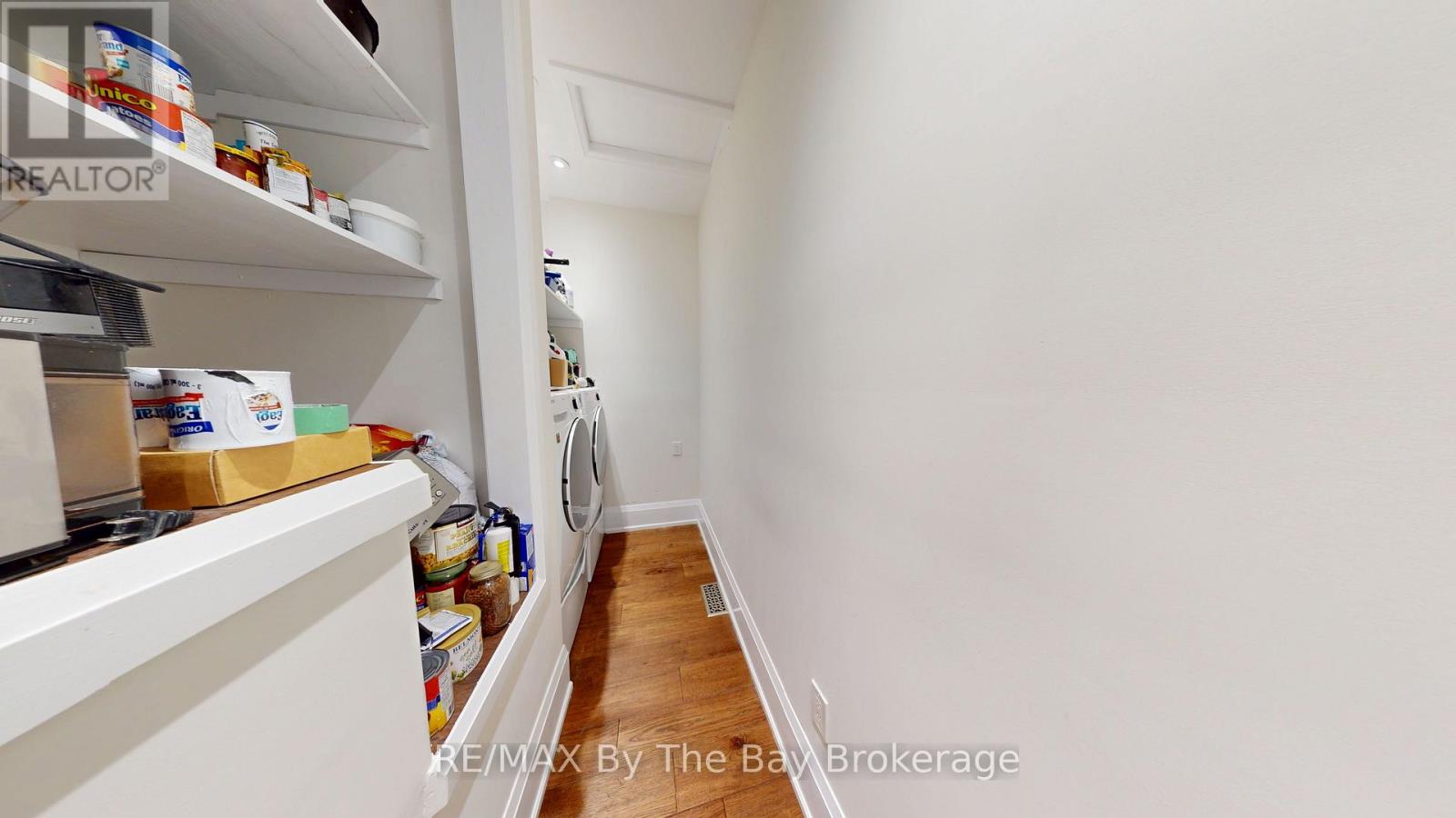 208 Thomas Street Property Photo 33