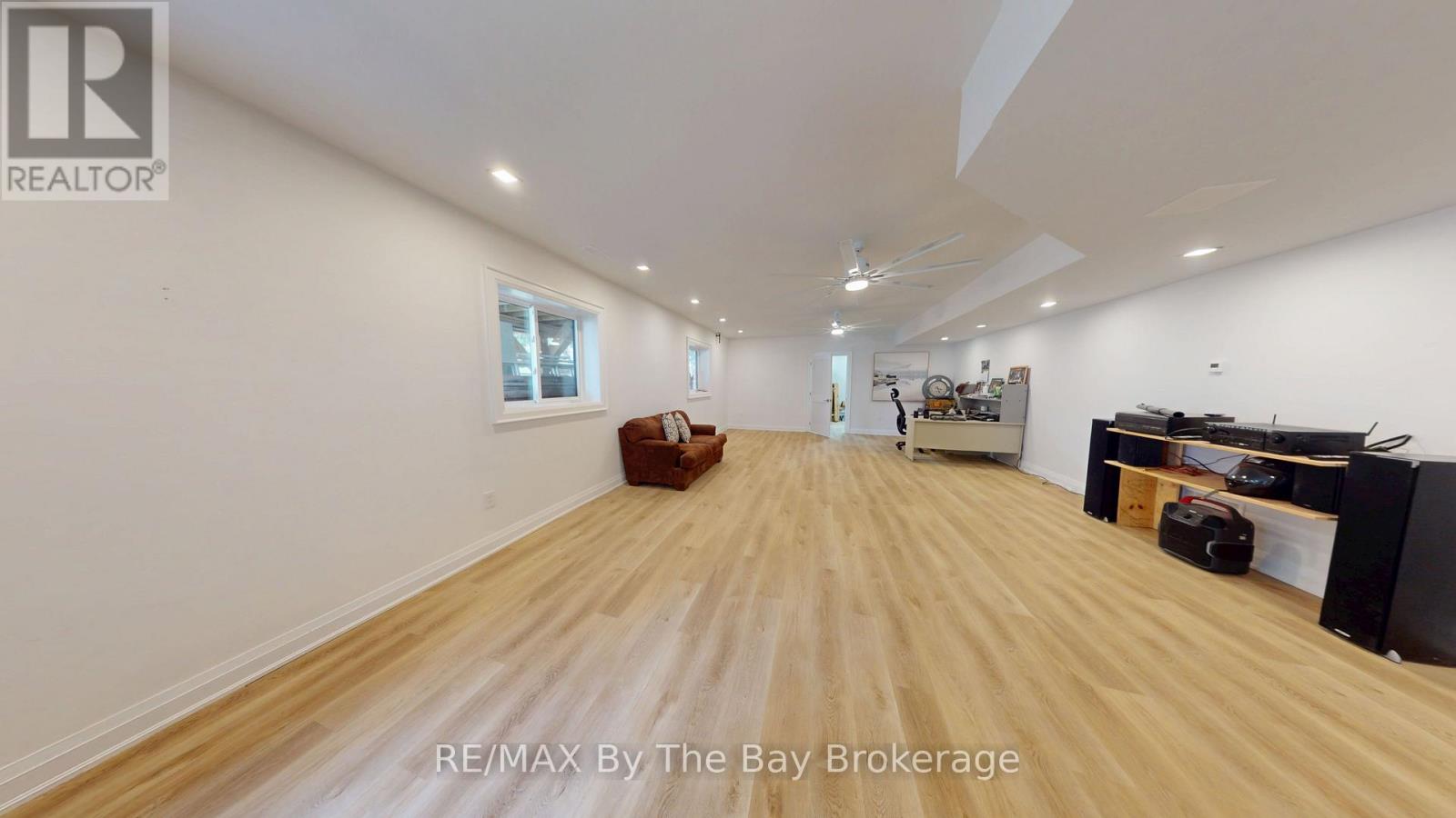 208 Thomas Street Property Photo 35