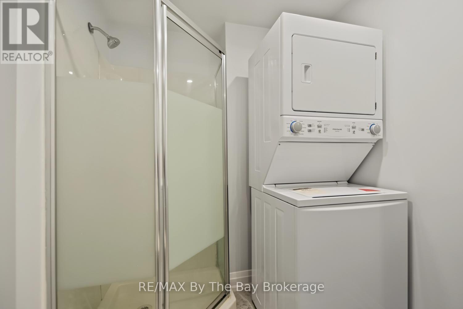 208 Thomas Street Property Photo 47