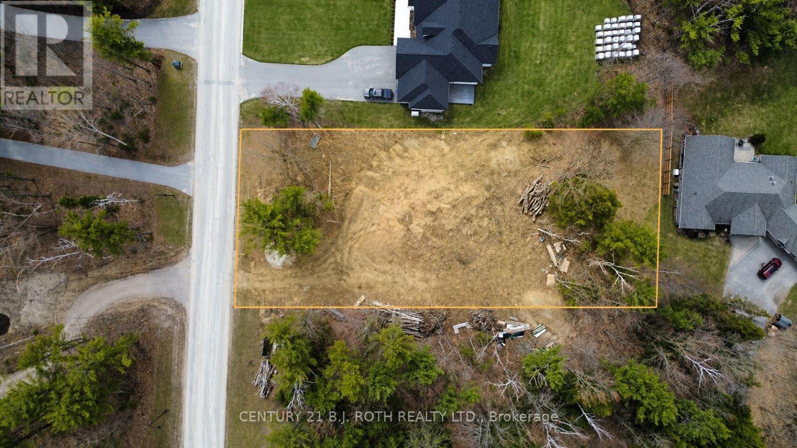 35 Marni Lane Property Photo 4