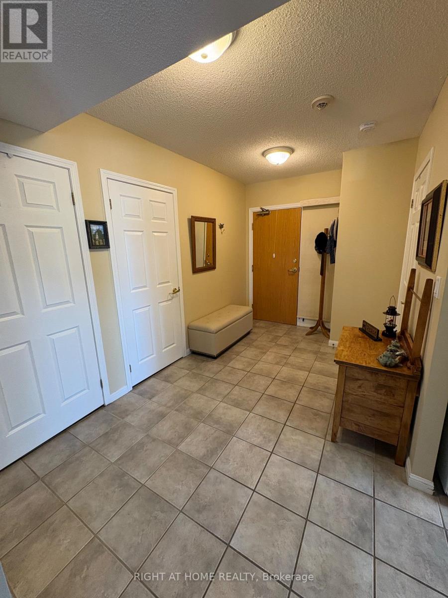 404 - 94 Dean Avenue Property Photo 43