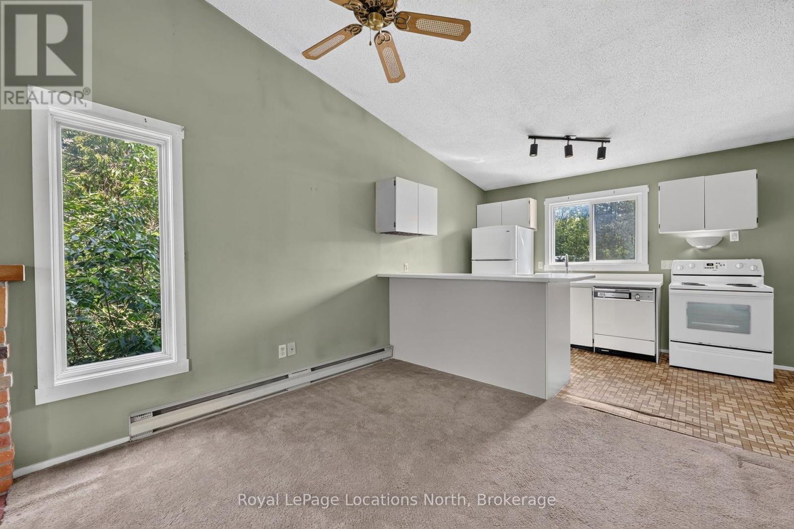 253 - 13 Harbour Street W Property Photo 11