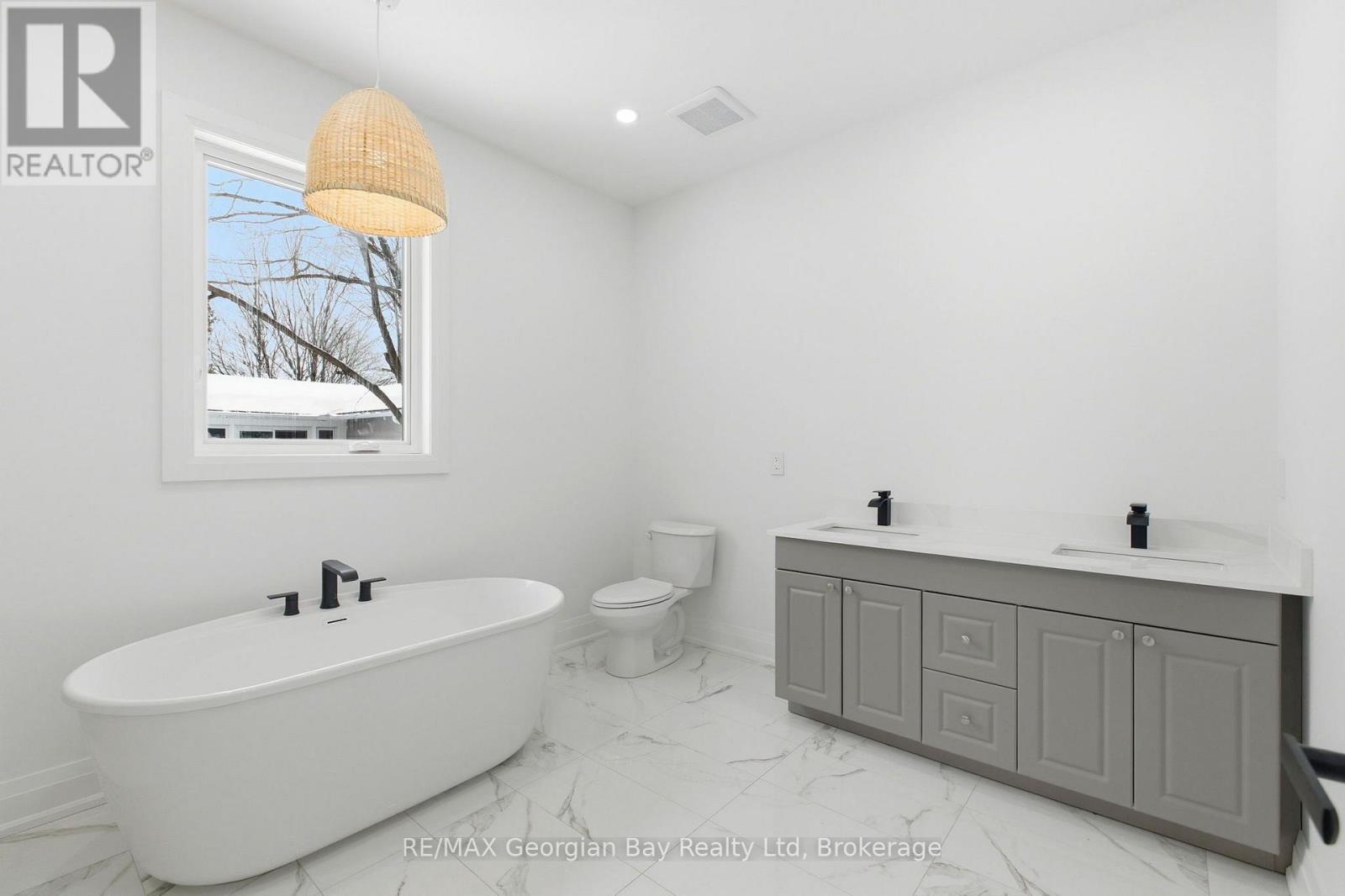 49 Beaufort Crescent Property Photo 17