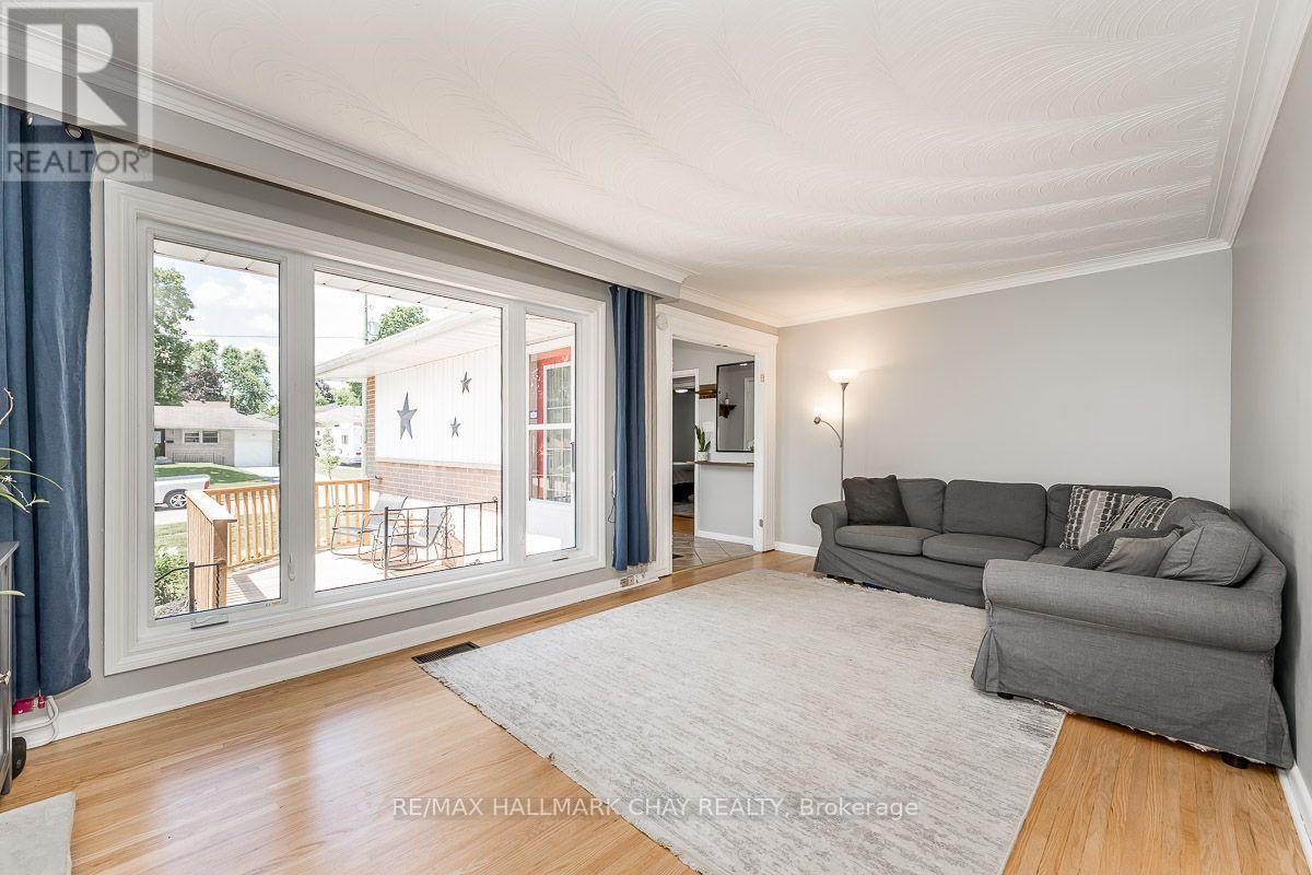 23 Downsview Drive Property Photo 9