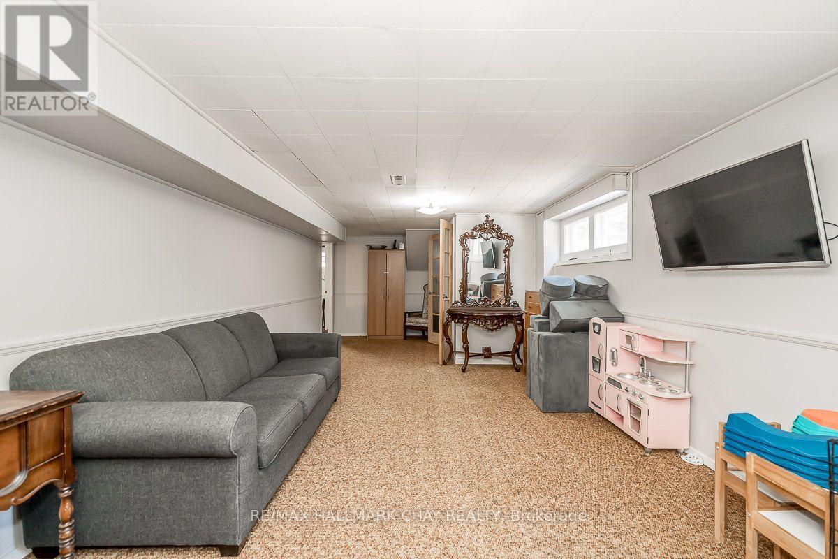 23 Downsview Drive Property Photo 30