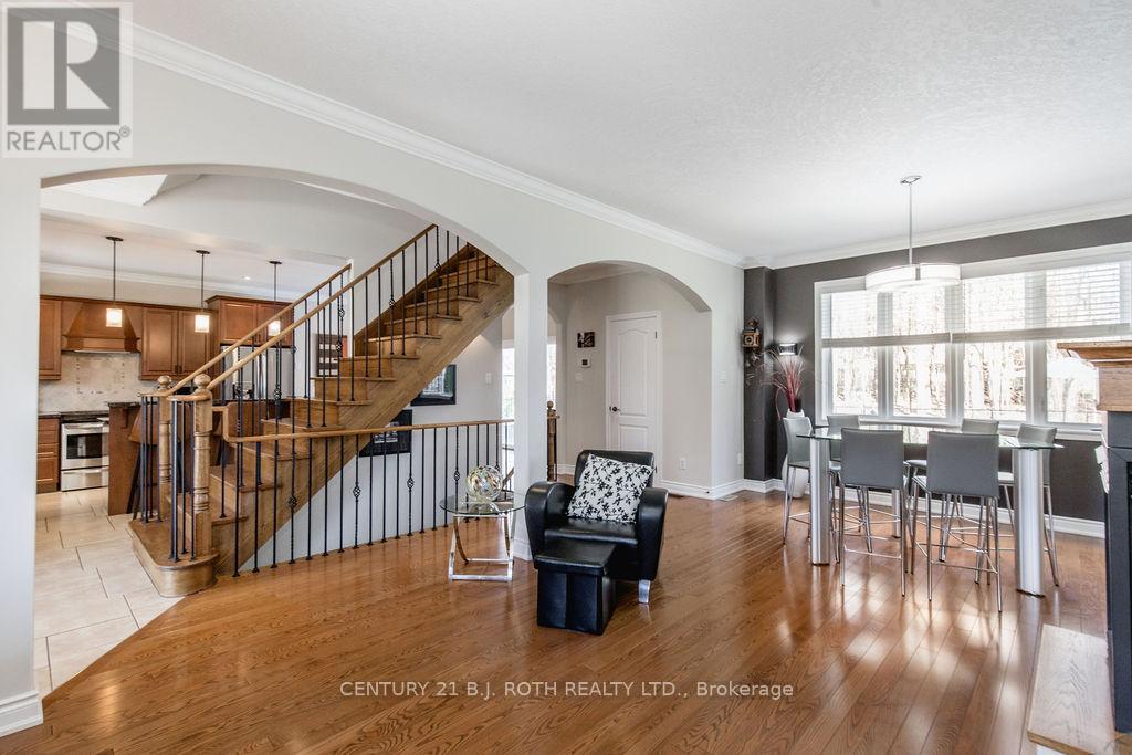 12 Lloyd Cook Drive E Property Photo 14
