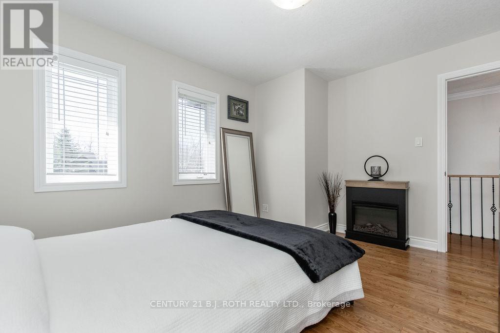 12 Lloyd Cook Drive E Property Photo 27