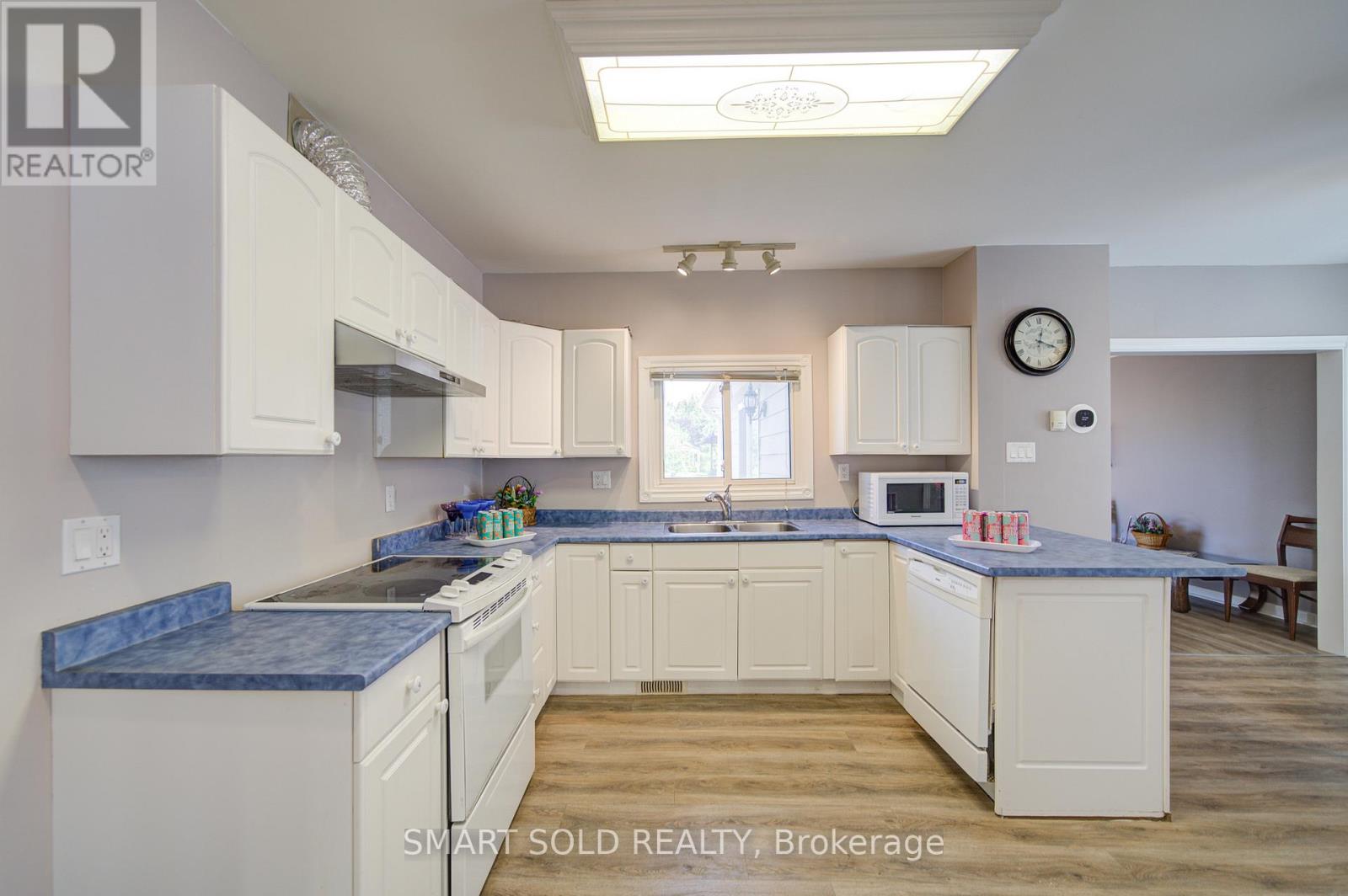75 Lake Avenue Property Photo 14