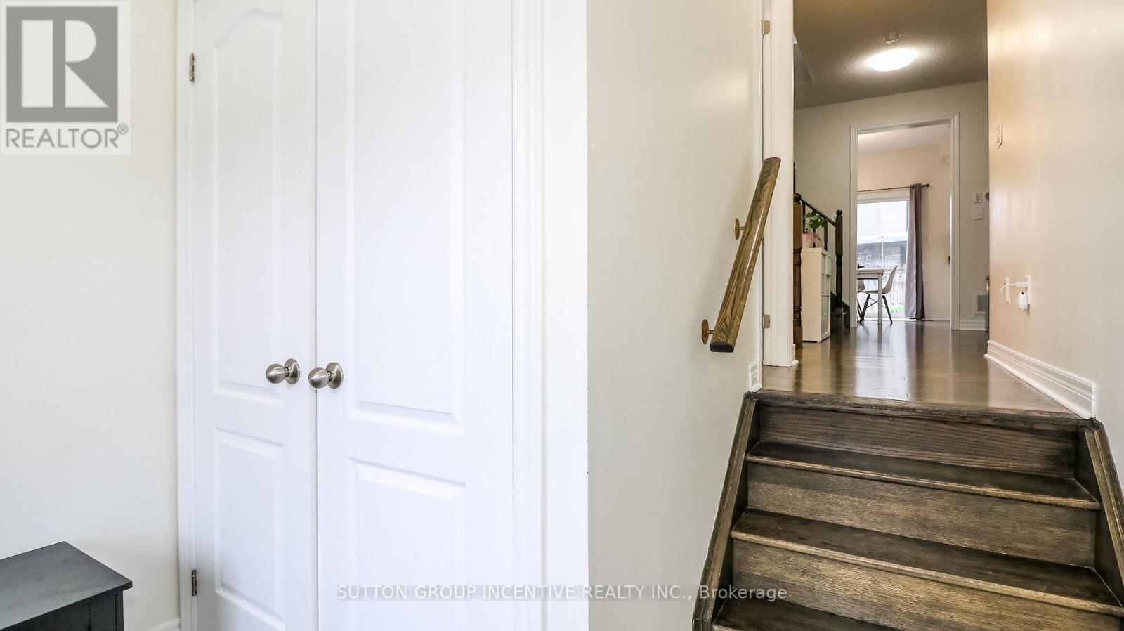 52 Snelgrove Crescent Property Photo 5