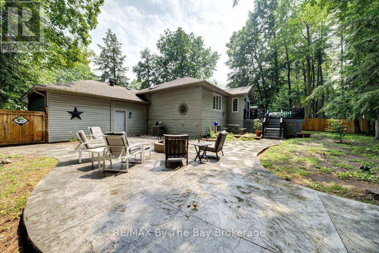 22 Downer Crescent Property Photo 44