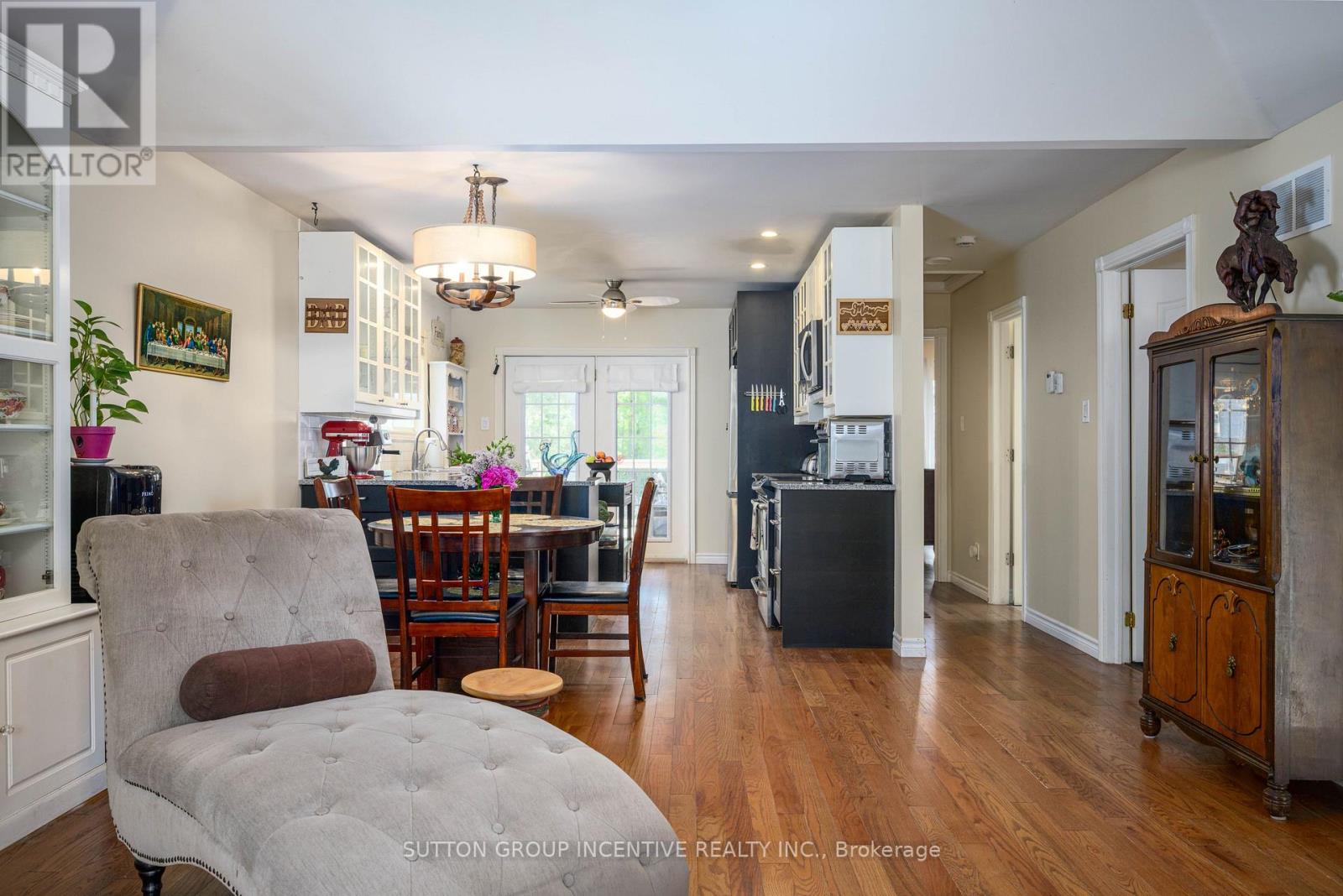 48 Wesley Avenue Property Photo 10