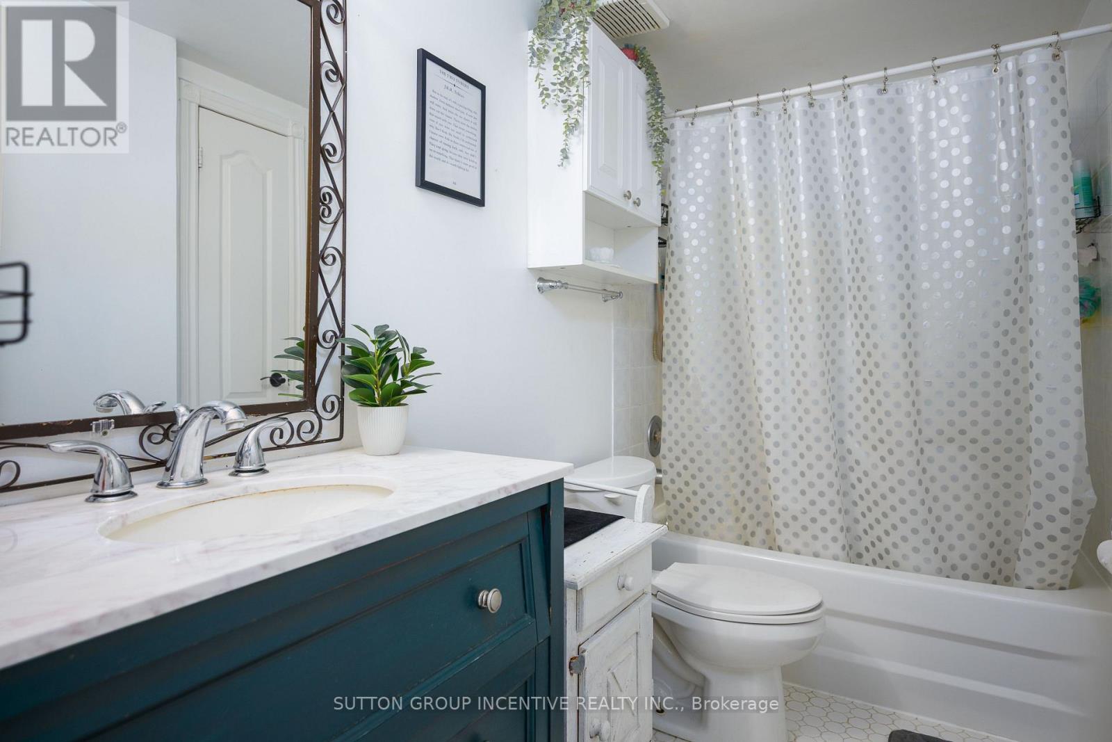 48 Wesley Avenue Property Photo 32
