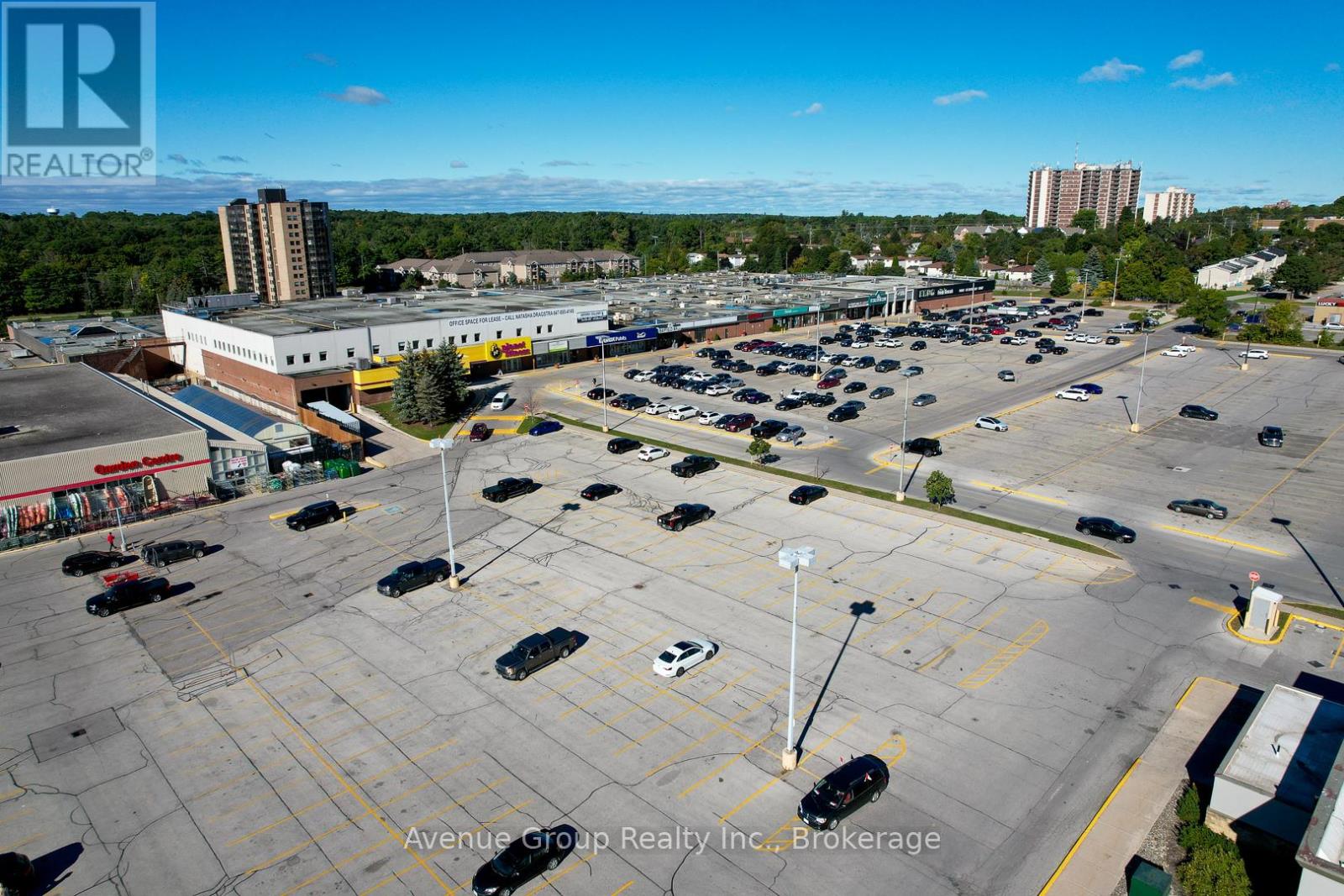 202 - 320 Bayfield Street Property Photo 7