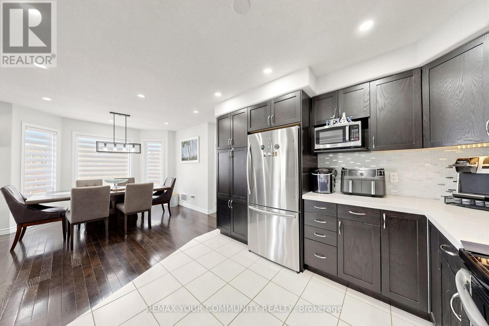 18 Davis Street Property Photo 19
