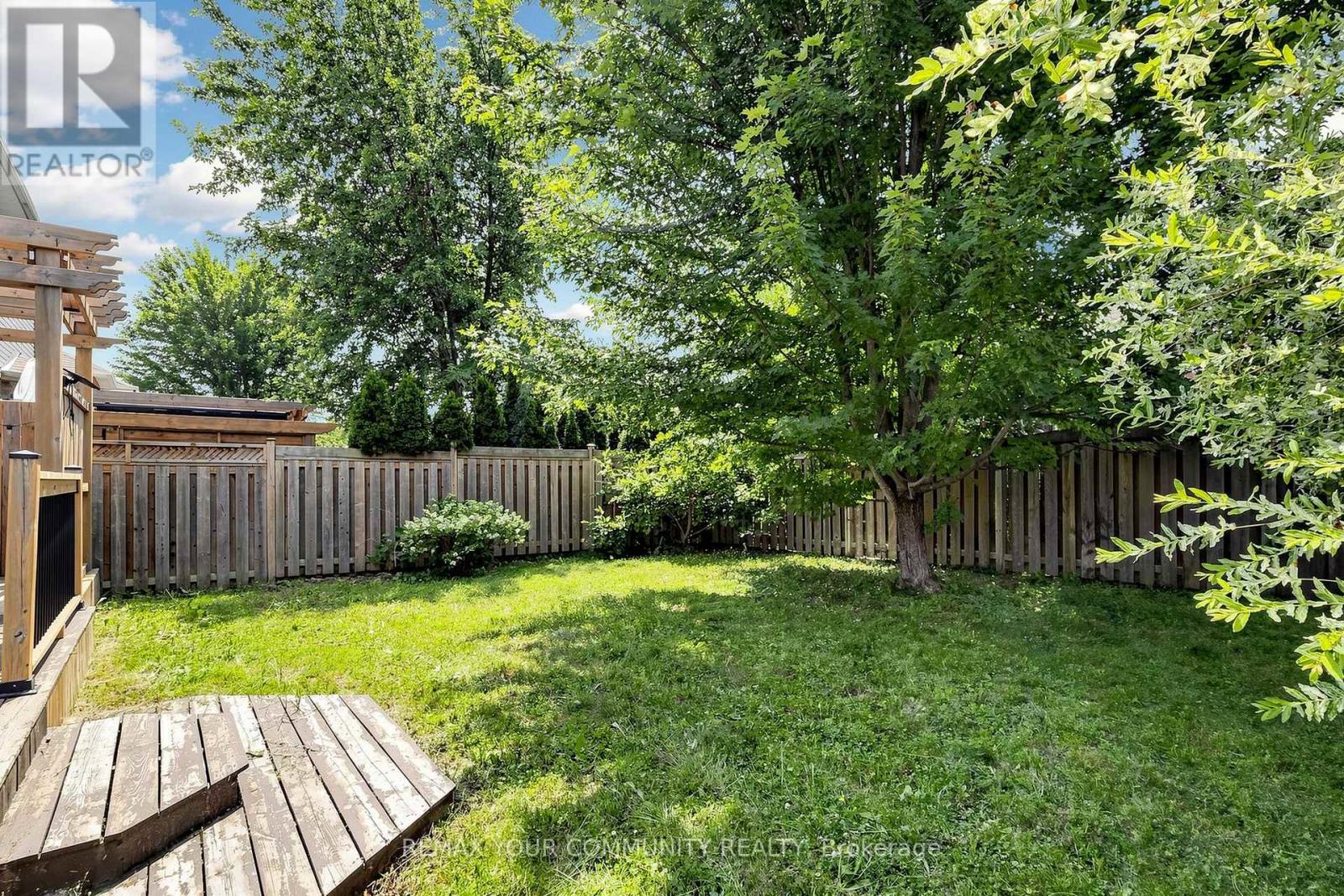 18 Davis Street Property Photo 49