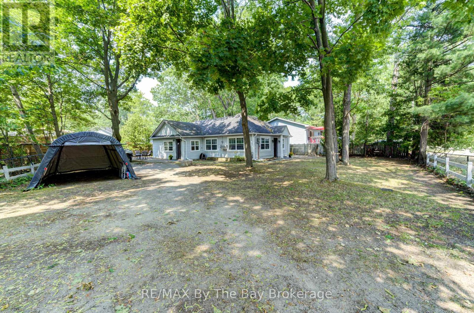 110 24th Street N Property Photo 3