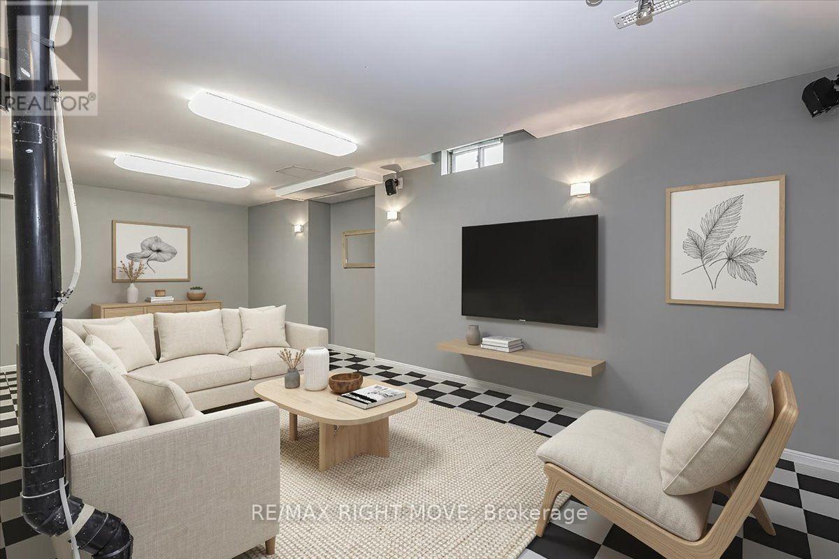 55 Laurentian Lane Property Photo 26