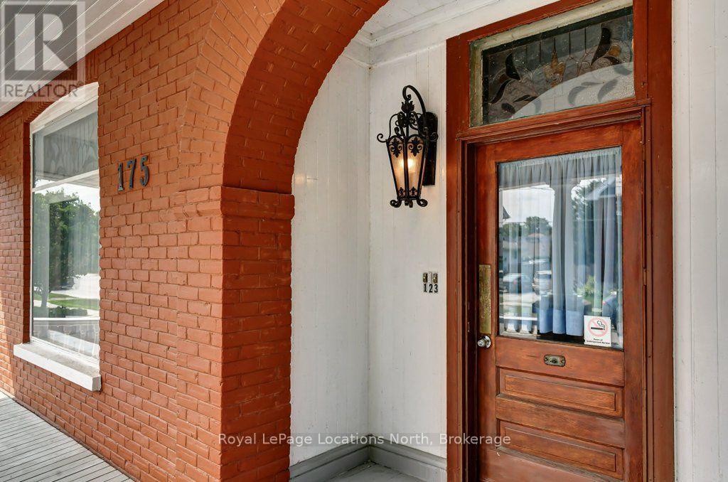 175 Second Street Property Photo 8
